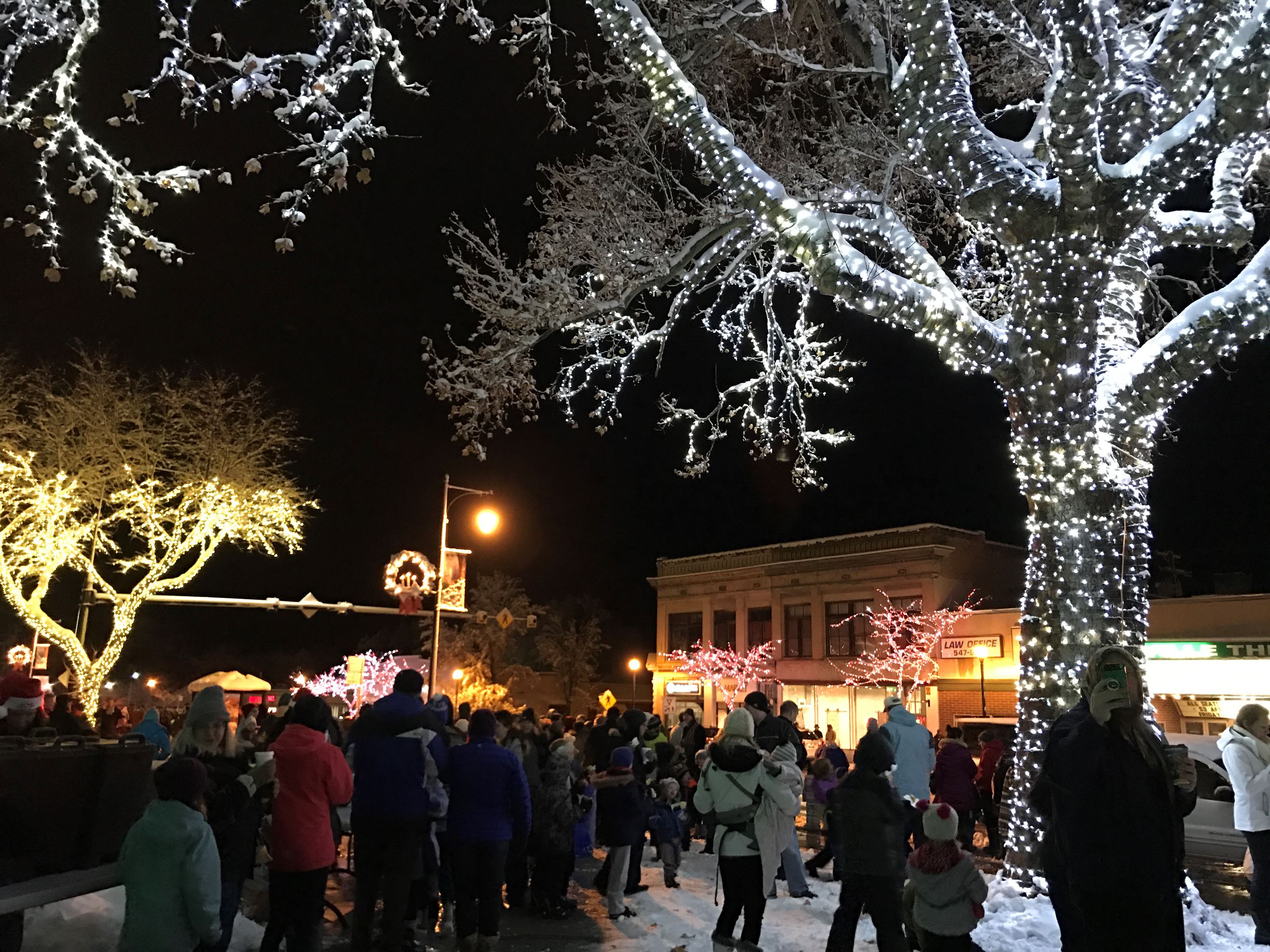 Kaysville Lights the City